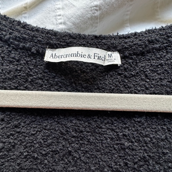 Abercrombie & Fitch Black Textured Tie-Front Tank - Picture 10 of 12